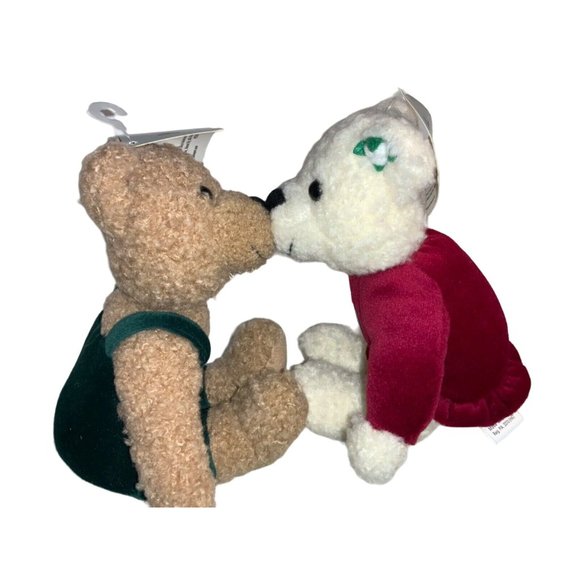 Hallmark Other - HALLMARK Plush Mistletoe Christmas Kissing Kiss Bears Plush Stuffed Magnetic-new